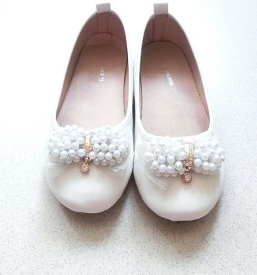 2手 女童白色珠珠皮鞋