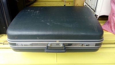 [ov&amp;O] 古董旅行箱 精典色 便宜賣