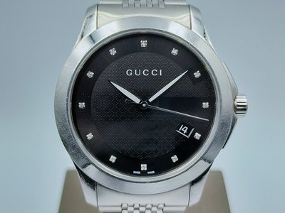 【發條盒子H1355】GUCCI 古馳 黑鑽G面 石英白鋼 日期顯示 潮男新款腕錶 39MM大錶徑