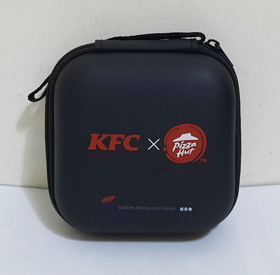 肯德基 KFC x Pizza Hut 必勝客 充電線組合(充電頭+Lightning/Type-C二合一編織充電線)