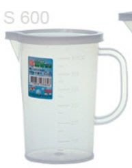 ◎超級批發◎震嶸 S600-000338 量杯 透明冷水壺 花茶壺 果汁壺 塑膠調味壺 浮雕刻度 單把 0.6L附蓋
