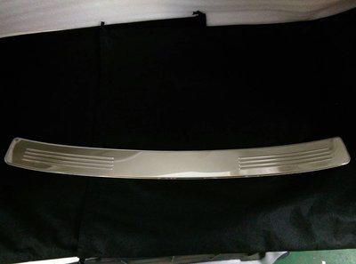 賓士BENZ C-class W205 2014年-2015年 後保桿上飾條 後保險桿上飾條 電鍍 鍍鉻