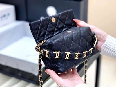 [二手正品]Chanel 新款small hobo bag流浪包 AS2479黑色