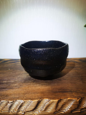日本回流 黑樂 佐佐木松樂作抹茶碗，隨型手捏抹茶碗，不是每個