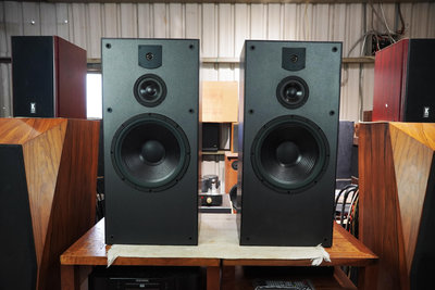 【夢響音響工作室】美國製 喇叭大廠 JBL J5120  三音路12吋低音高級落地喇叭   一元起標！！