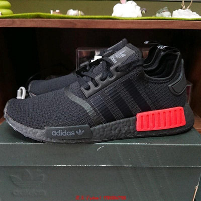 元氣蛋の鞋鋪adidas NMD R1 Black 黑紅 B37618鞋