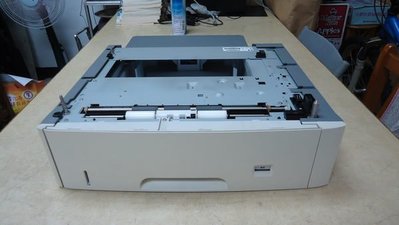 HP 5200 雷射印表機的500張大進紙匣.現貨良品 蘆洲 淡水 自取減200元