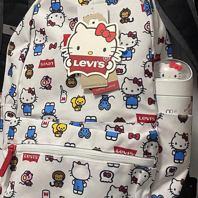 熱賣精選現貨促銷 Levi’s x Kitty 凱蒂貓 聯名系列 多功能雙肩大容量後背包 書包 旅行 日常 兩側有口袋 明星同款