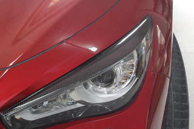 汽車配件 汽車尾翼 適用于英菲尼迪專用改裝大燈燈眉裝飾貼Q50碳纖維改裝防刮防碰