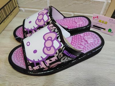 婕的店日本精品~日本帶回~Sanrio黑邊紫粉字母豹紋Kitty室內健康拖鞋(L)