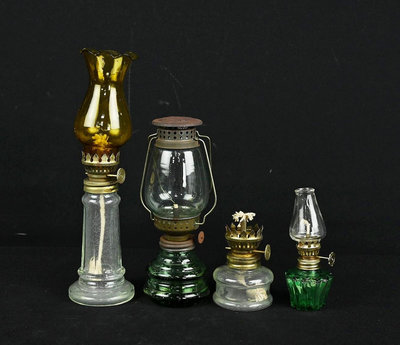 《玖隆蕭松和 挖寶網N》B倉 玻璃 復古 老油燈 煤油吊燈 收藏擺件 擺飾 共 4入 (07541)