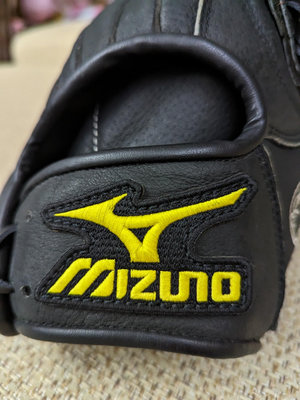 日本 Mizuno 美津濃黑色真皮棒球手套 牛皮棒球手套 棒壘球手套