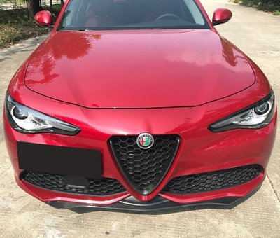 【耀天國際】Alfa Romeo Giulia P款 抽真空 碳纖維 前下巴