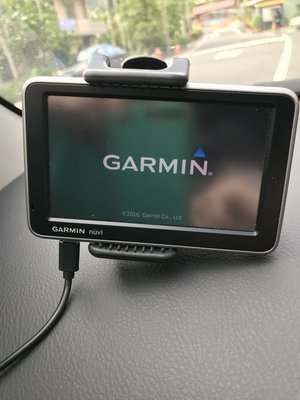 二手GPS GARMIN 含車上使用架子 型號 2465T 功能正常