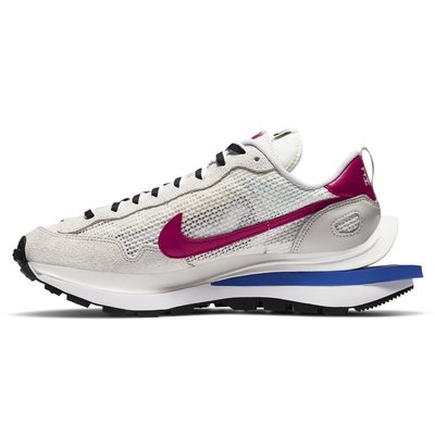 預購商品】NIKE X SACAI VAPORWAFFLE SAIL 米白黑紅藍【CV1363-100