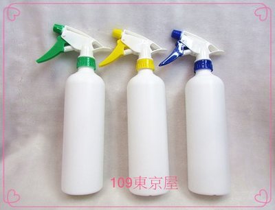 109東京屋全新品噴霧瓶500ml大瓶白色噴霧瓶 (附噴嘴)PE塑膠顏色隨機出貨