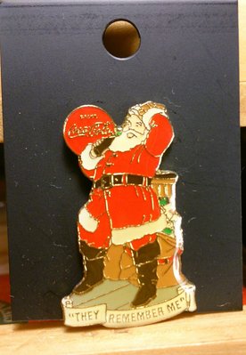 Coca-Cola可口可樂1994年聖誕老人紀念收藏徽章,胸針：可口可樂 1994年 聖誕老人 紀念 收藏徽章 胸針