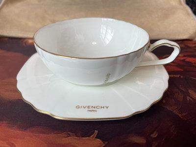 【二手】紀梵希Givenchy純白金邊闊出口紅茶杯、咖啡杯 回流瓷器 茶杯 咖啡杯【禪靜院】-1747