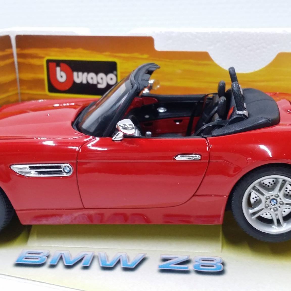 統一模型 Burago Bmw Z8 紅色 金屬合金車 鐵殼觀賞車 靜態模型車1 18 缺貨 Yahoo奇摩拍賣