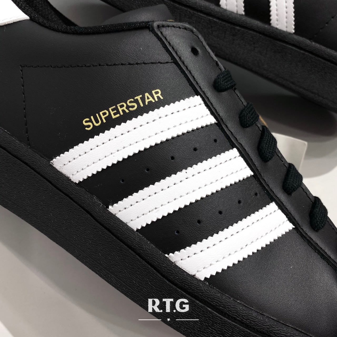 RTG】ADIDAS ORIGINALS SUPERSTAR 黑白金標復古貝殼頭皮革男女EG4959