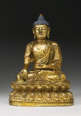 明十五世紀 銅鎏金加漆藥師佛坐，蘇富比拍品，已拍出，精品欣賞，歡迎委託！