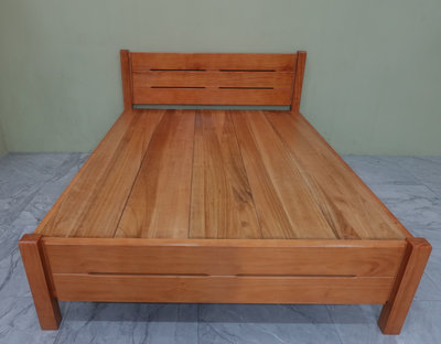 二手家具床架推薦-桃園二手家具-5*6.2標準雙人柚木床架/實木床底