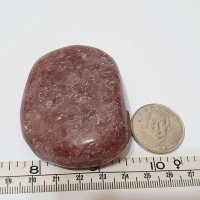 113.5g 草莓晶 拋光 水晶 礦石 M15Z 收藏 擺件 手把件 冥想石 禮物