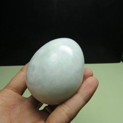 【競標樂】珍貴寶石漂亮天然海藍寶雕刻蛋形302克(h03)(網路親民價、限量一標)原價500元