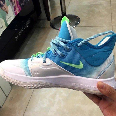 Nike PG3 Lure 魚餌 藍白 休閒 運動 籃球 AO2608-005慢跑鞋【ADIDAS x NIKE】