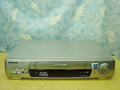 【小劉2手家電】 PANASONIC 6磁頭 VHS錄放影機,NV-HD640型,故障機也可修理 !