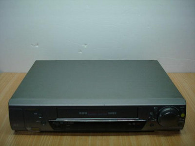 @【小劉2手家電】 PANASONIC VHS錄放影機,NV-RJ86C型,故障機也可修理 !