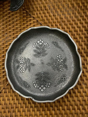 日本回流 本錫繼山 錫托 錫壺承 一個工非常細膩的錫盤，可以