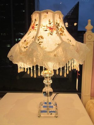 新古典玫瑰花朵燈罩 水晶 檯燈 (床頭燈)~超低直購特價