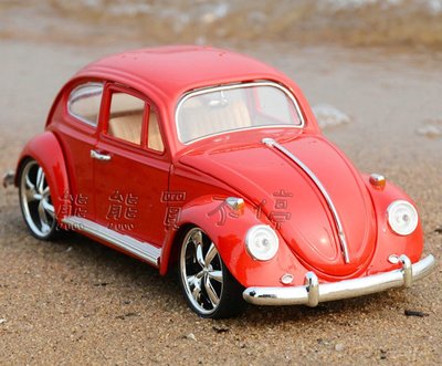 [在台現貨] 第一代金龜車 福斯 Volkswagen Beetle 1/18 仿真復古金龜車-紅色 合金汽車模型