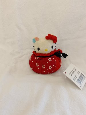 +燕子部屋 +--｜ 正版 【 kitty 】造型沙包娃娃 (清倉150)(下標麻煩問一下有沒有現貨)