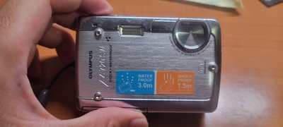 銀色 Olympus Camedia Mju Digital 720 SW  三防(防撞、防水、防寒) CCD 相機