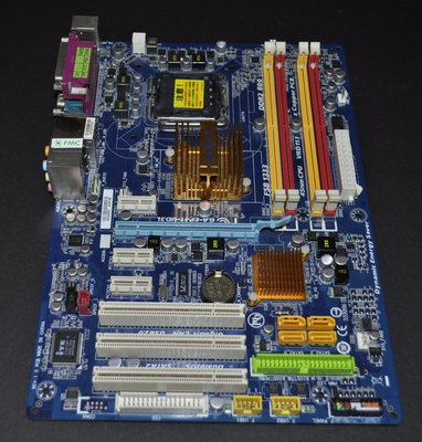 技嘉 GA-EP41-UD3L (775 G41 DDR2 SATA2 COM LPT)非G31 G45 P5B P5K