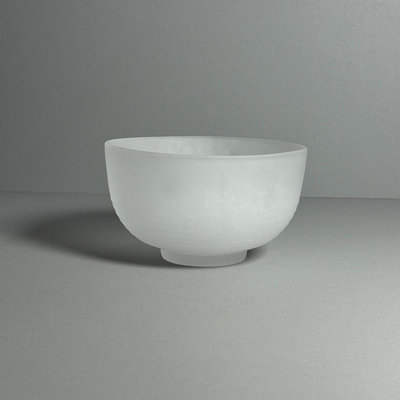 日本茶器 一只猶如白雪的白色琉璃茶碗 吹雪抹茶碗