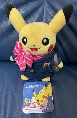 日本帶回現貨 日本成田機場限定 正版 Pokémon 皮卡丘   娃娃 神奇寶貝 寶可夢 空姐