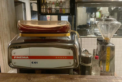 【二手】FAEMA E61 手動義式咖啡機 +EUREKA 磨豆機