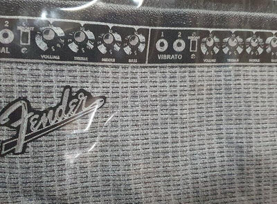 uniqlo Fender UT恤 七分袖 長袖 運動風復古收音機款M號 079686