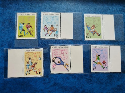 【二手】越南郵票1982世界杯一套六枚全新MNH，天生無膠版本，米歇 郵票 收藏 老貨