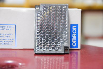 OMRON 光電開關反光片 E39-R1 反射板、反射鏡片 反射片
