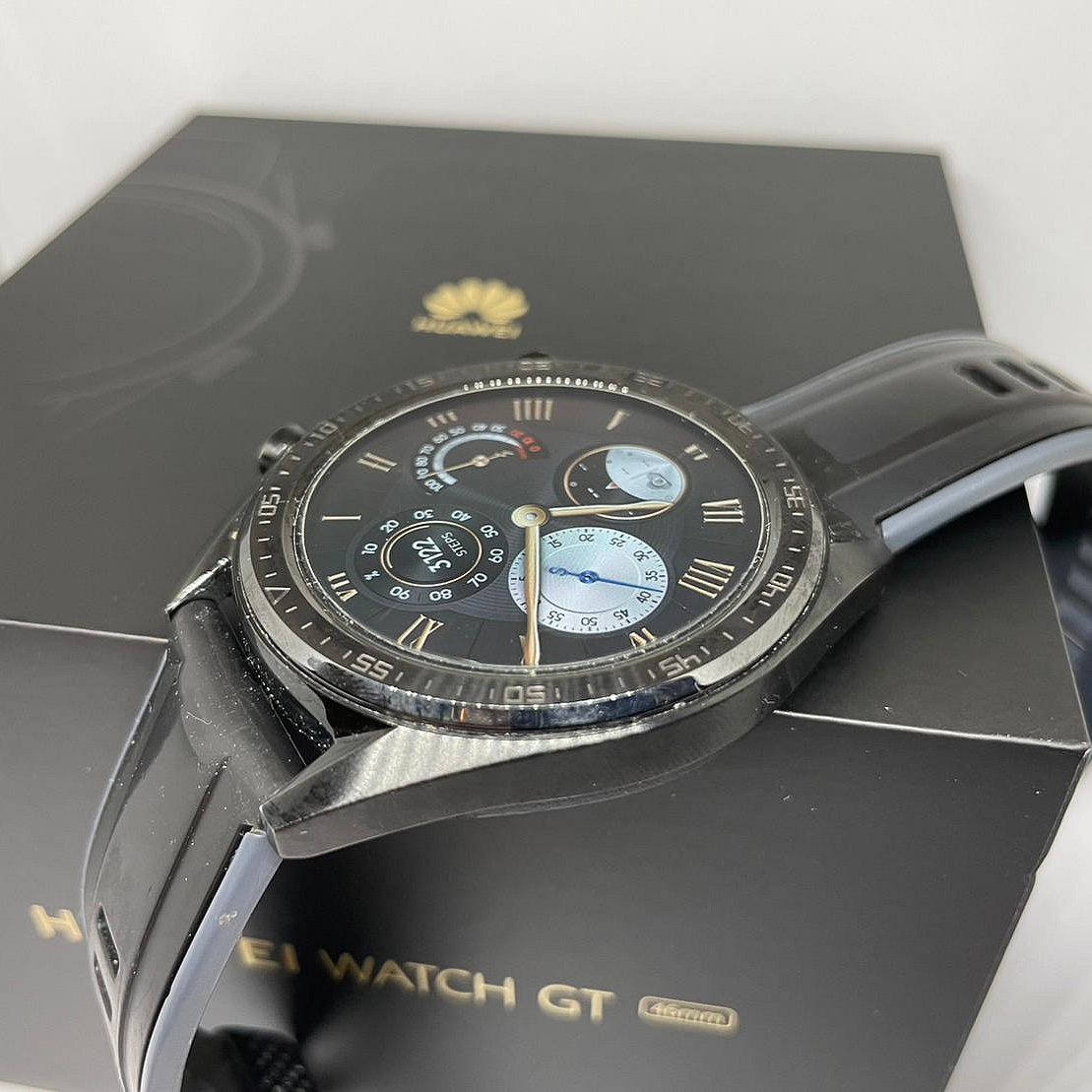 二手華為HUAWEI Watch GT GPS 運動智慧手錶FTN-B19 曜石黑| Yahoo奇摩拍賣