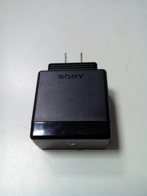 全新 SONY 變壓器 5V1.5A **隨身聽 / 隨身CD / 手機 / 平板 / 3C電子專用 $ 300