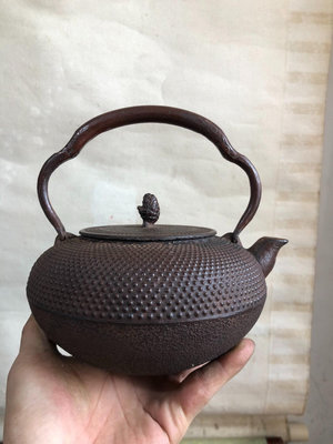（二手）——日本南部巖鑄老鐵壺一把 古玩 擺件 老物件【萬寶閣】1583