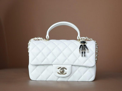 香奈兒CHANEL p大mini cf 20cm K