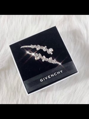 KIKI精選 Givenchy紀梵希新款花朵絕美鉆石光澤水晶可開口手鐲手環美國現貨