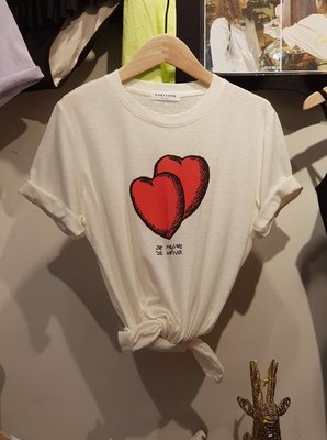 美麗喵。現貨。韓國製 雙愛心質感超好短袖T恤上衣（現貨）