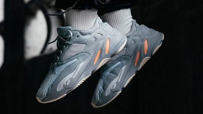[MR.CH]Adidas Yeezy Boost 700 Inertia 灰橘 麂皮 老爹鞋 男女 反光 EG7597